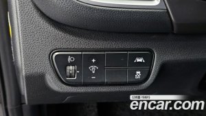 Kia Seltos Бензин 1.6 Turbo 2WD 2020 года из Южной Кореи