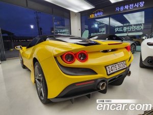 Ferrari F8 3.9 V8 2020 года из Южной Кореи