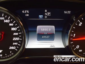 Mercedes-Benz E-Class E220d Avantgarde 2020 года из Южной Кореи
