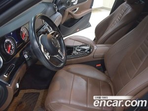 Mercedes-Benz E-Class E220d Avantgarde 2020 года из Южной Кореи