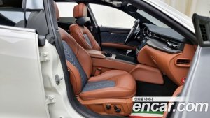 Maserati Quattroporte 3.0 Дизель GranLusso 2019 года из Южной Кореи