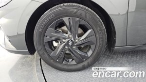 Hyundai AVANTE Inspiration 2021 года из Южной Кореи