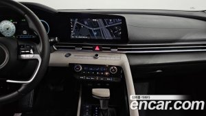 Hyundai AVANTE Inspiration 2021 года из Южной Кореи