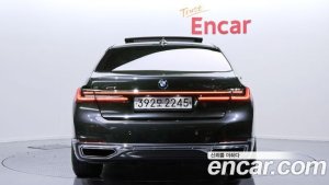 BMW 7-Series 740Li xDrive Design Pure Excellence 2020 года из Южной Кореи
