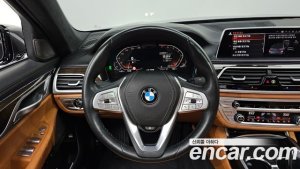 BMW 7-Series 740Li xDrive Design Pure Excellence 2020 года из Южной Кореи