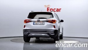 Kia Seltos Бензин 1.6 Turbo 2WD 2022 года из Южной Кореи