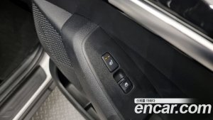 Kia Seltos Бензин 1.6 Turbo 2WD 2022 года из Южной Кореи