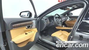 Volvo S90 B5 Inscription 2021 года из Южной Кореи