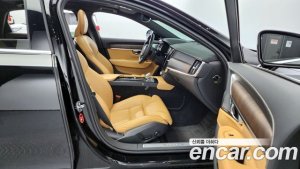Volvo S90 B5 Inscription 2021 года из Южной Кореи