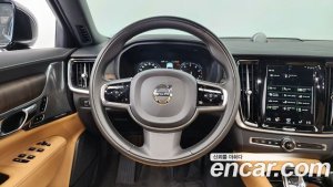 Volvo S90 B5 Inscription 2021 года из Южной Кореи