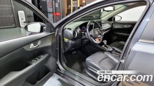 Kia K3 Standard 2021 года из Южной Кореи