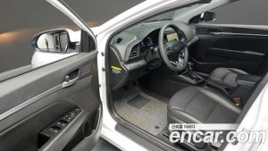 Hyundai AVANTE 1.6 2020 года из Южной Кореи
