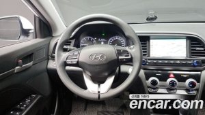 Hyundai AVANTE 1.6 2020 года из Южной Кореи