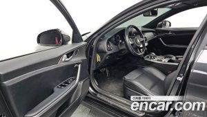 Kia Stinger 2.0 Turbo 2WD 2020 года из Южной Кореи