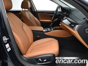 BMW 5-Series 520i Luxury 2020 года из Южной Кореи