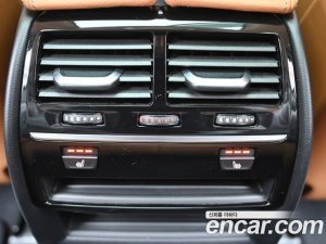 BMW 5-Series 520i Luxury 2020 года из Южной Кореи