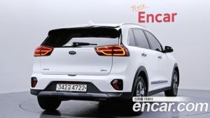 Kia Niro 1.6 HEV 2020 года из Южной Кореи