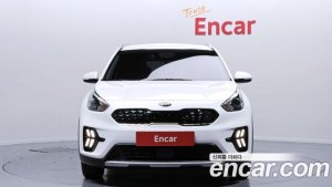 Kia Niro 1.6 HEV 2020 года из Южной Кореи