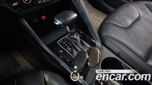 Kia Niro 1.6 HEV 2020 года из Южной Кореи