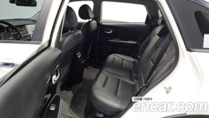 Kia Niro 1.6 HEV 2020 года из Южной Кореи