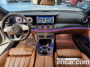Mercedes-Benz E-Class E220d Coupe 2020 года из Южной Кореи