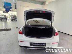 Mercedes-Benz E-Class E220d Coupe 2020 года из Южной Кореи