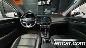 Hyundai AVANTE 1.6 2020 года из Южной Кореи