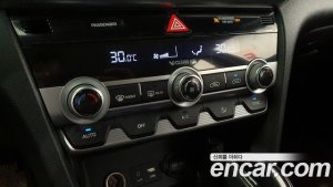 Hyundai AVANTE 1.6 2020 года из Южной Кореи