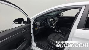 Hyundai AVANTE 1.6 2020 года из Южной Кореи