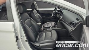 Hyundai AVANTE 1.6 2020 года из Южной Кореи