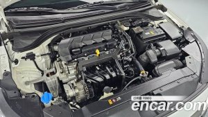 Hyundai AVANTE 1.6 2020 года из Южной Кореи
