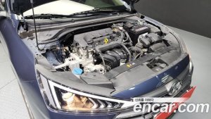 Hyundai AVANTE 1.6 2020 года из Южной Кореи