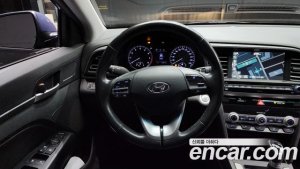 Hyundai AVANTE 1.6 2020 года из Южной Кореи