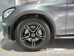 Mercedes-Benz GLC-Class GLC300 4MATIC Coupe 2020 года из Южной Кореи
