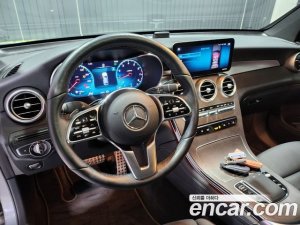 Mercedes-Benz GLC-Class GLC300 4MATIC Coupe 2020 года из Южной Кореи