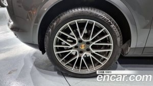 Porsche Cayenne 3.0 Coupe 2020 года из Южной Кореи
