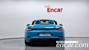 Porsche 718 2.0 2020 года из Южной Кореи