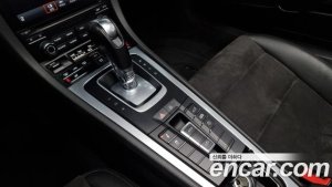 Porsche 718 2.0 2020 года из Южной Кореи