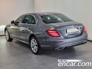 Mercedes-Benz E-Class E300 4MATIC Exclusive 2020 года из Южной Кореи