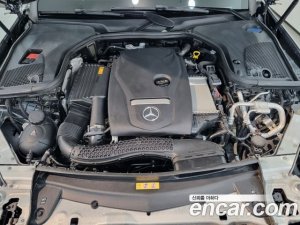 Mercedes-Benz E-Class E300 4MATIC Exclusive 2020 года из Южной Кореи
