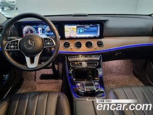 Mercedes-Benz E-Class E300 4MATIC Exclusive 2020 года из Южной Кореи