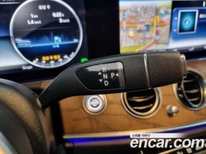 Mercedes-Benz E-Class E300 4MATIC Exclusive 2020 года из Южной Кореи