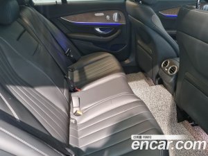 Mercedes-Benz E-Class E300 4MATIC Exclusive 2020 года из Южной Кореи