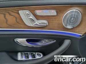 Mercedes-Benz E-Class E300 4MATIC Exclusive 2020 года из Южной Кореи