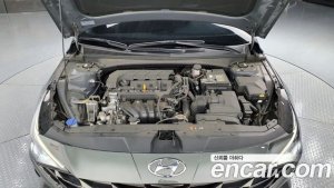 Hyundai AVANTE 1.6 2021 года из Южной Кореи
