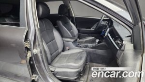 Kia Niro 1.6 HEV 2021 года из Южной Кореи