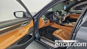 BMW 7-Series 740d xDrive Design Pure Excellence 2020 года из Южной Кореи
