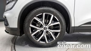 Renault-KoreaSamsung QM6 2.0 GDe RE Signature 2WD 2020 года из Южной Кореи