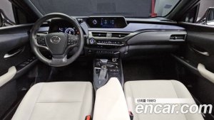 Lexus UX 2.0 2WD 2020 года из Южной Кореи