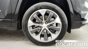 Jeep Cherokee 3.2 Overland AWD 2020 года из Южной Кореи